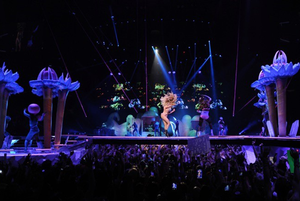 Lady Gaga - The Art Pop Ball - worldwide 2014